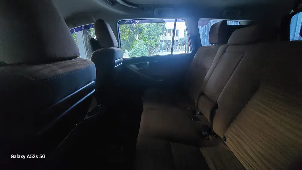 Toyota Kijang Innova 2015 Bensin