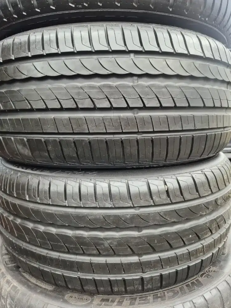 Ban copotan mercy Pirreli cinturato P1 225/40 R19 95% 2022..2pcs