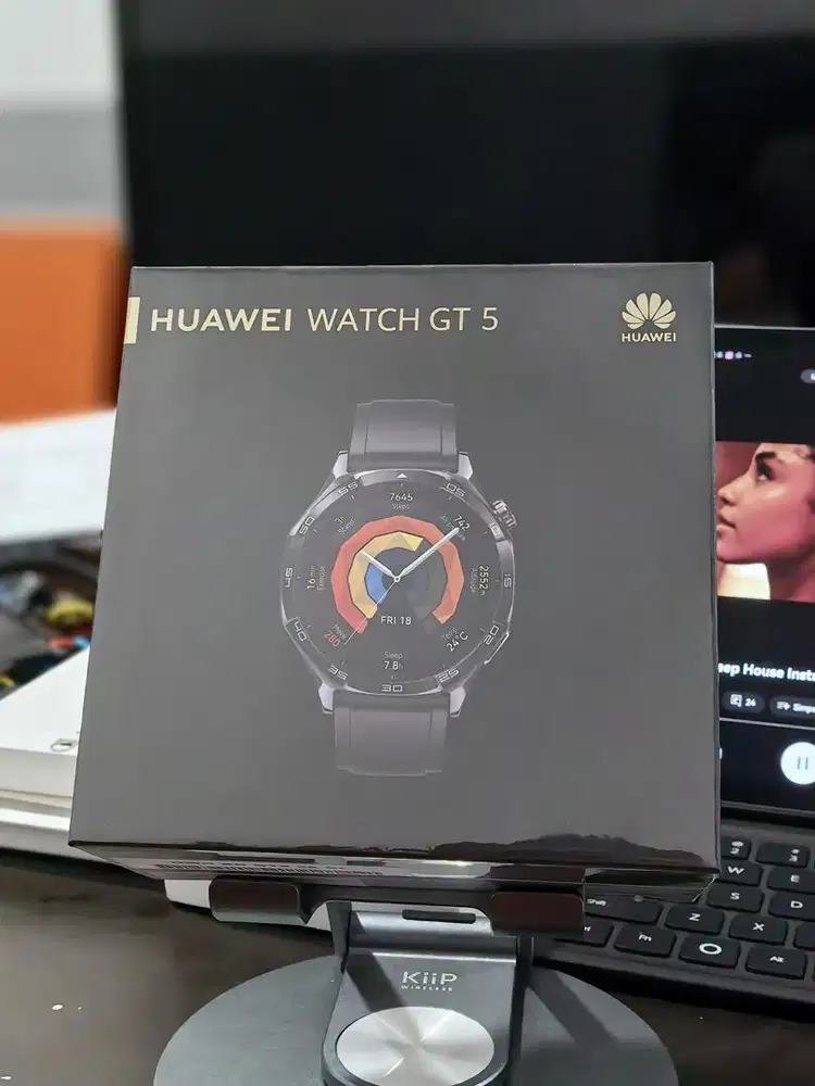 Huawei Watch GT 5 Series 46mm Smartwatch Warna Hitam Jam Tangan