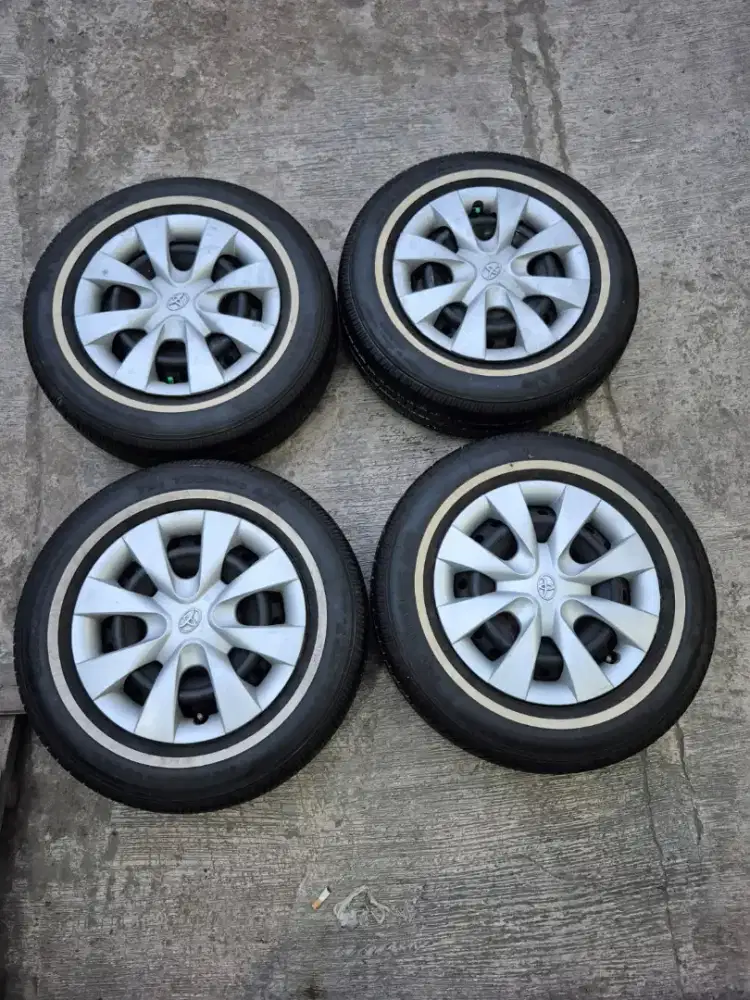 Velg kaleng oem avanza R14 pcd 4×114.3 plus ban 90%..4pcs
