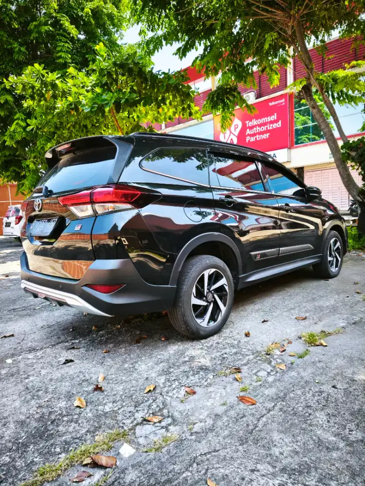 TOYOTA ALL NEW RUSH GR SPORT 1.5 AT 2021