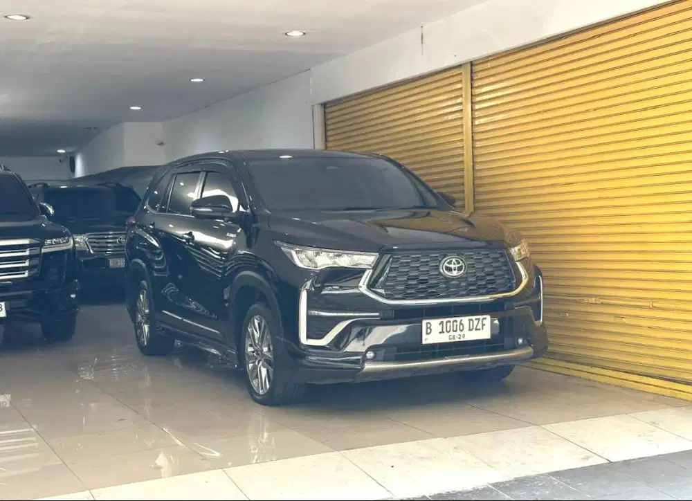 Innova Zenix Q Hybrid Modelista 2024 September Matic Hitam Vieta Motor