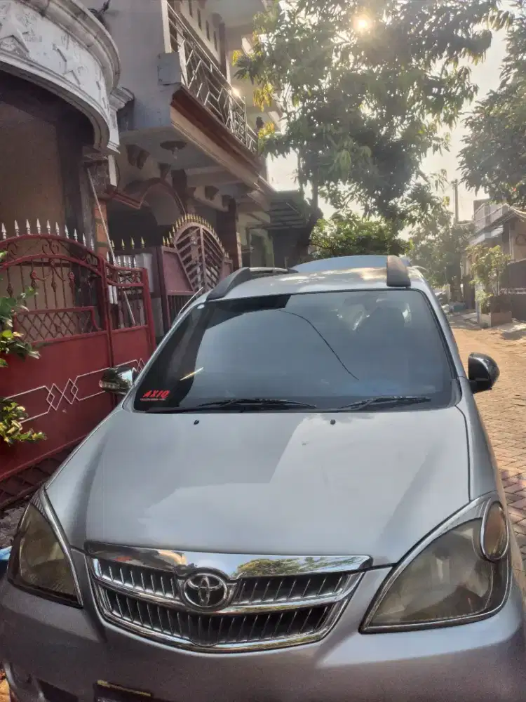 Jual mobil toyota avanza