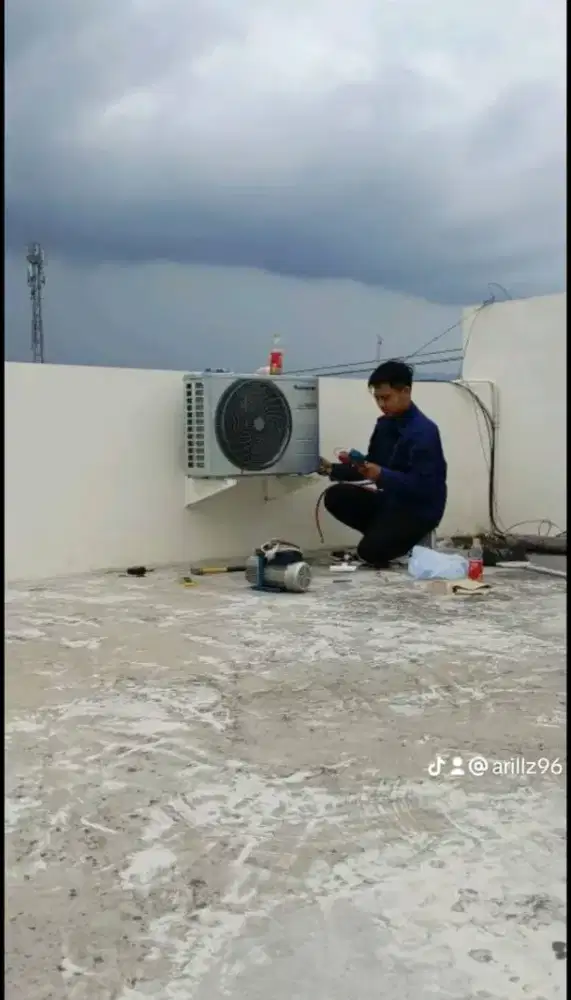 Pasang AC Service AC Cuci AC Bongkar Pasang AC