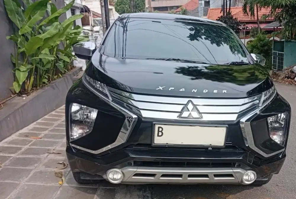 Xpander Ultimate 1.5 AT CVT 2019 akhir Hitam Met Pjk baru An. Sndr