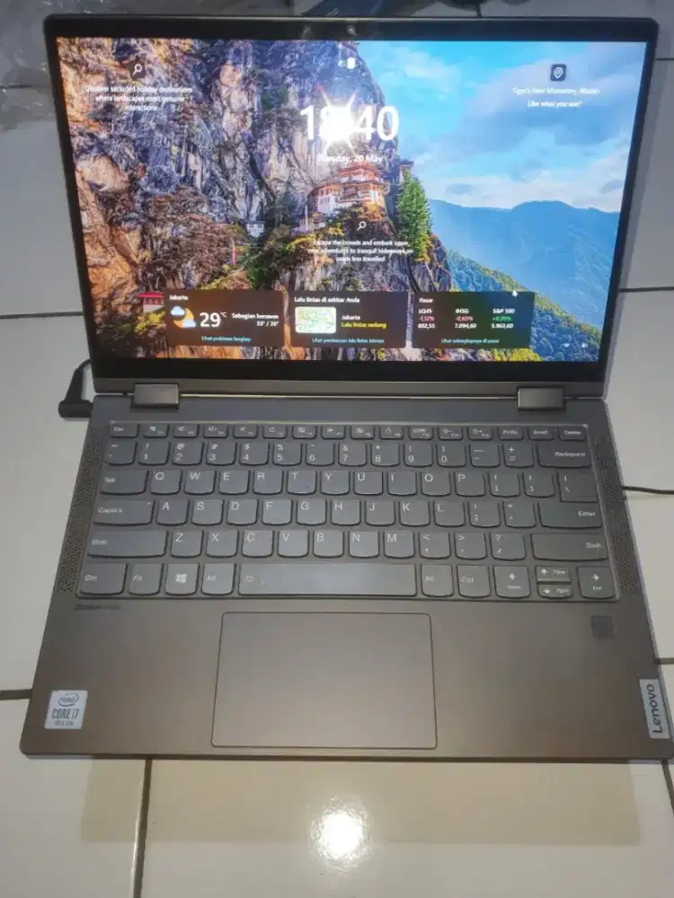 Laptop Lenovo Yoga C460