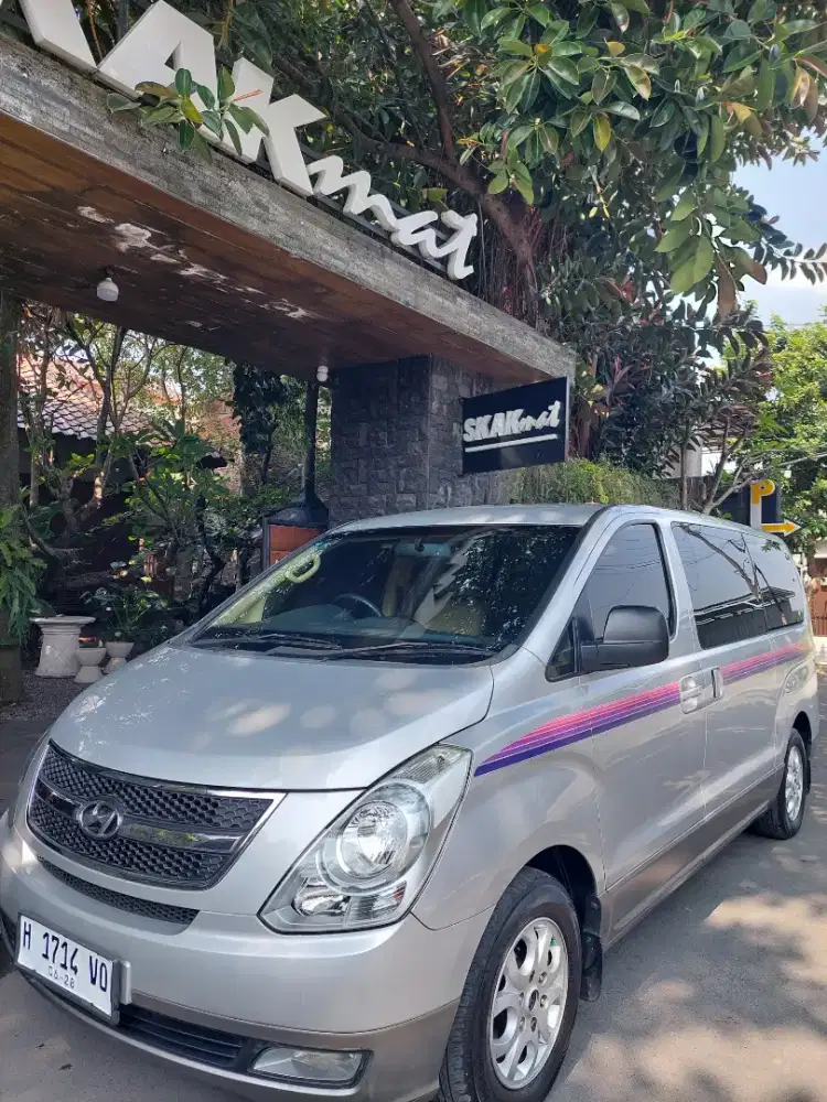 Hyundai h1 2008 bensin matic tangan pertama