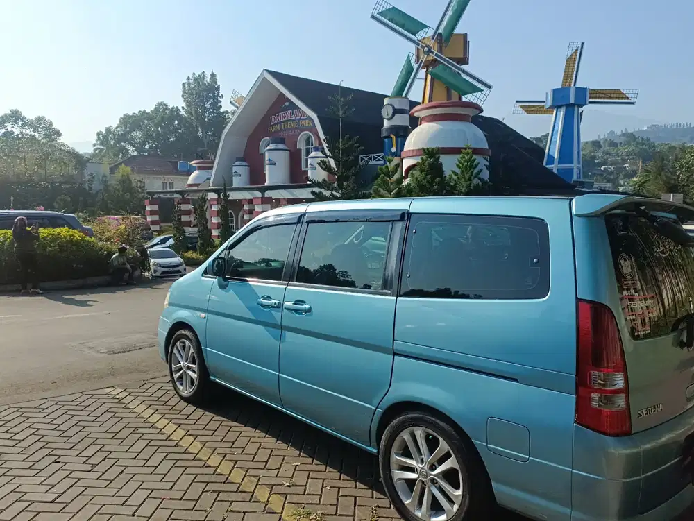 Nissan Serena 2006 Bensin