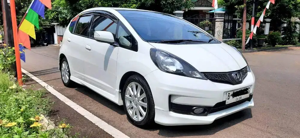 HONDA JAZZ RS MMC AT 2013 ORIGINAL SANGAT TERAWAT RECORD HONDA