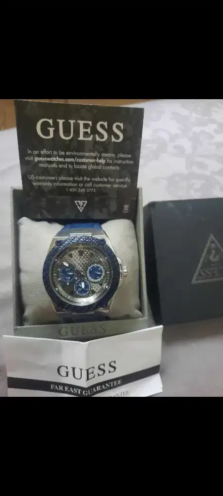 Jam Tangan GUESS W1049G1