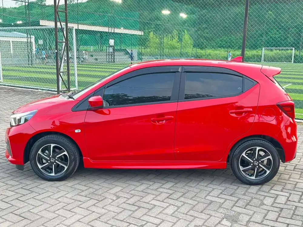 KM 8rb! Brio E CVT 2024 Like New