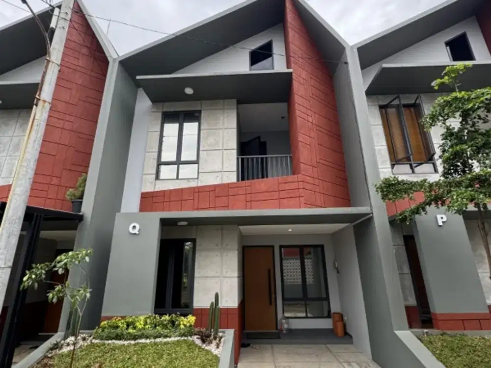 Rumah 2 lantai dinding Bata merah lokasi strategis di Cibinong Bogor