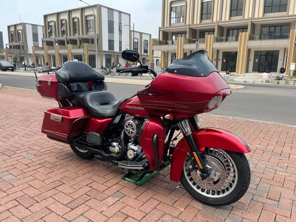 ROADGLIDE ULTRA 2012 FULL PAPER