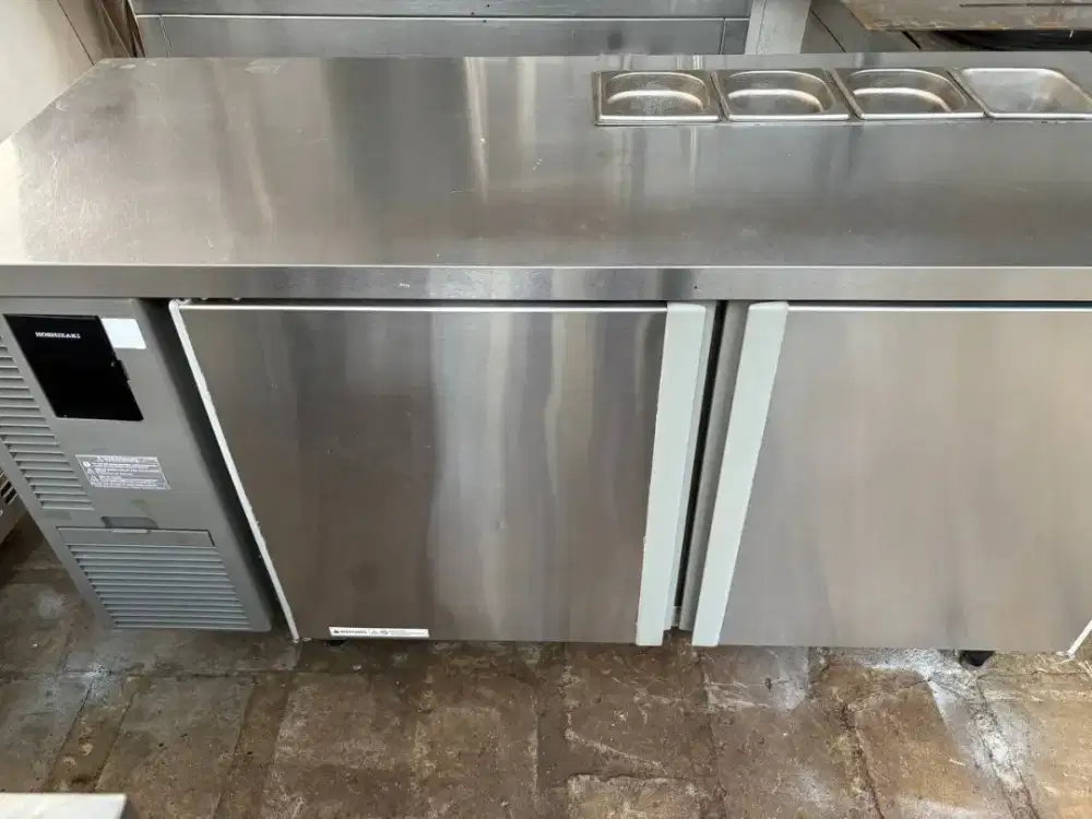 ucc hoshizaki
ukuran 150x60x85
harga 5,7jt