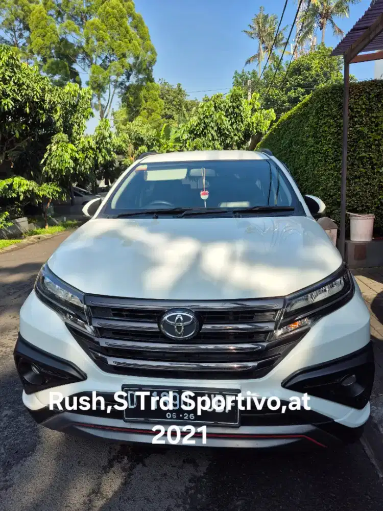 T.Rush,S Trd Sportivo,2021,putih