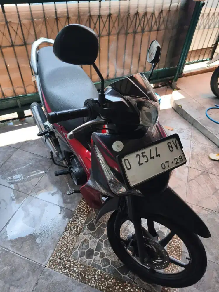 Jual simpenan supra X 125 Helm in