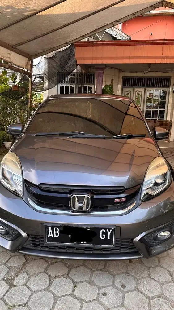 BRIO RS 2016 abu-abu