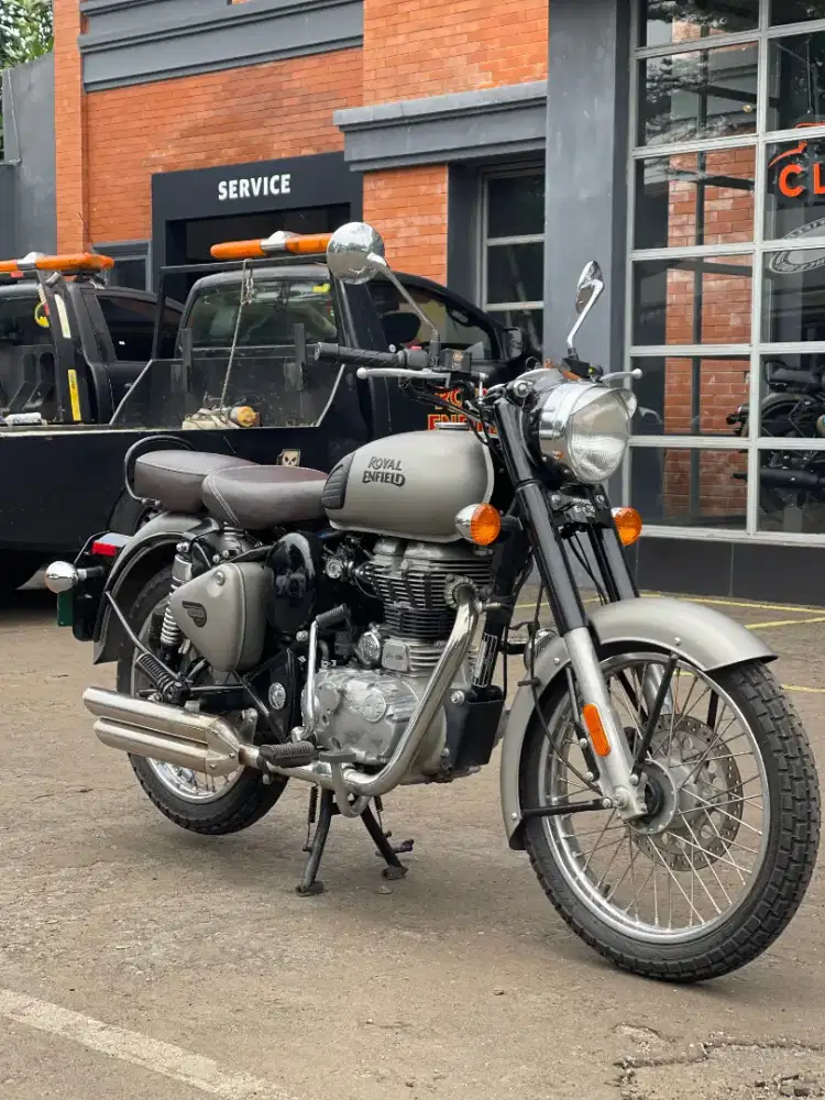 Classic 500 abs gun grey 2021
