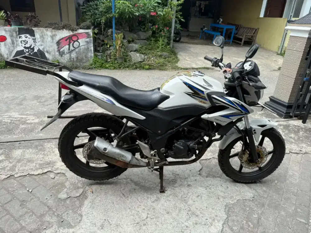 CB 150 R THN 2013 plat AB kulon Progo