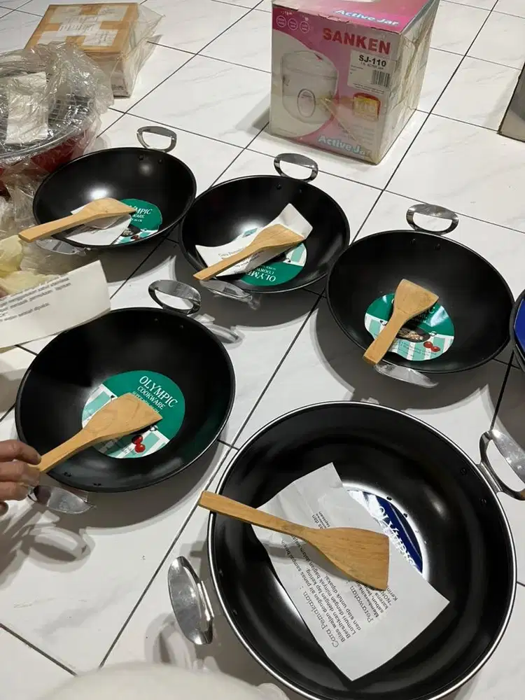 Berbagai Macam Wajan Penggorengan