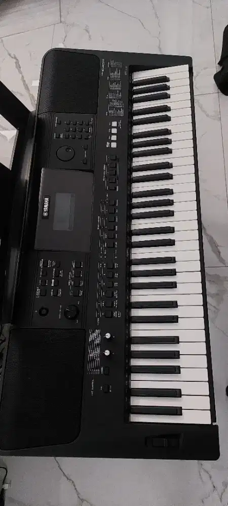 Keyboard yamaha Psr-E 453