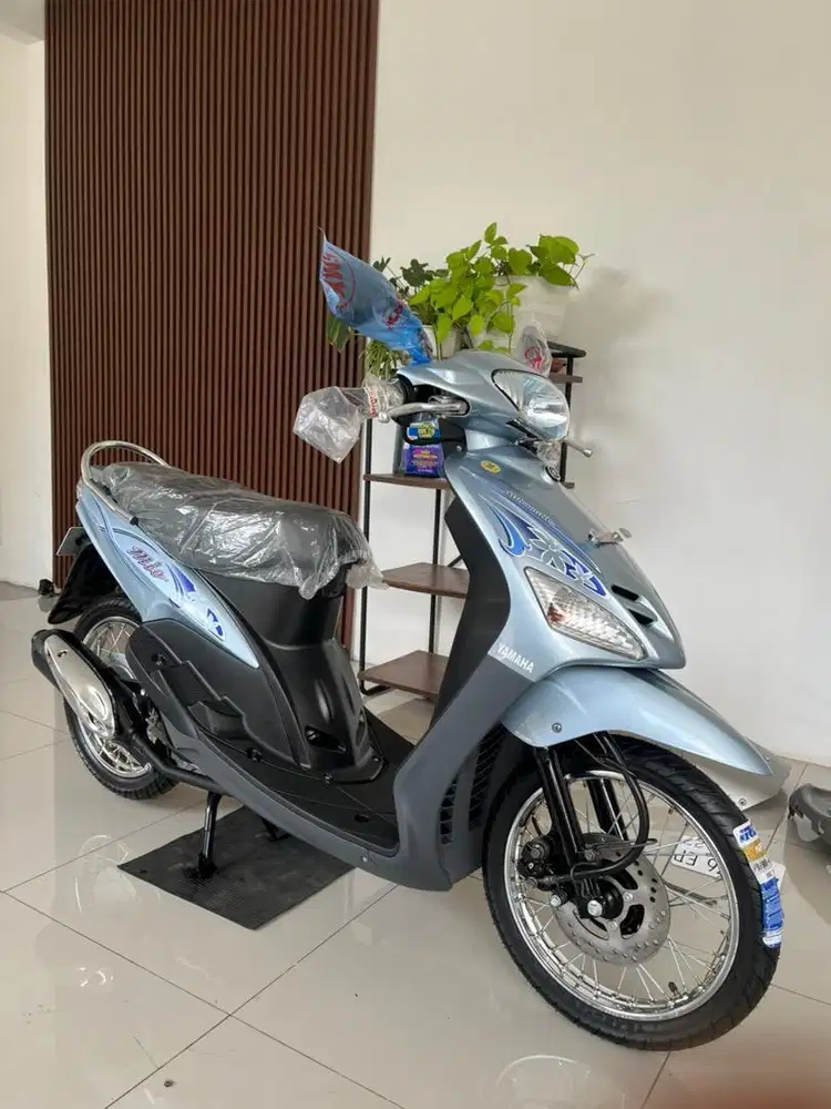 Mio biru muda Juara kontes