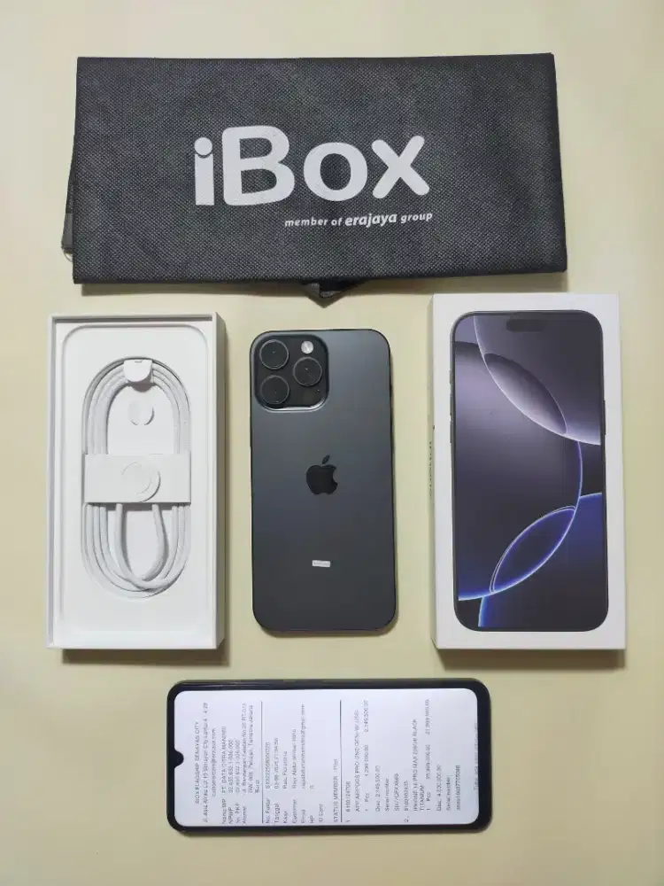iPhone 16 Pro Max iBox like new