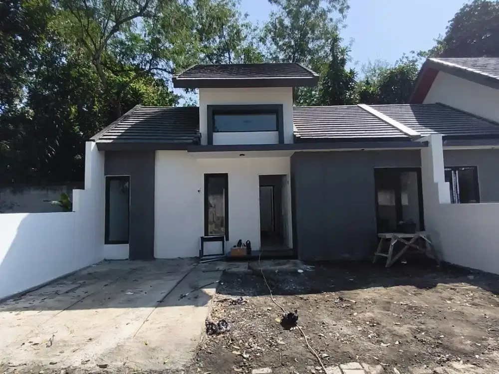 Rumah Dekat Pasar Cebongan Sleman, 3 Kamar Tidur, SHM dan PBG Ready
