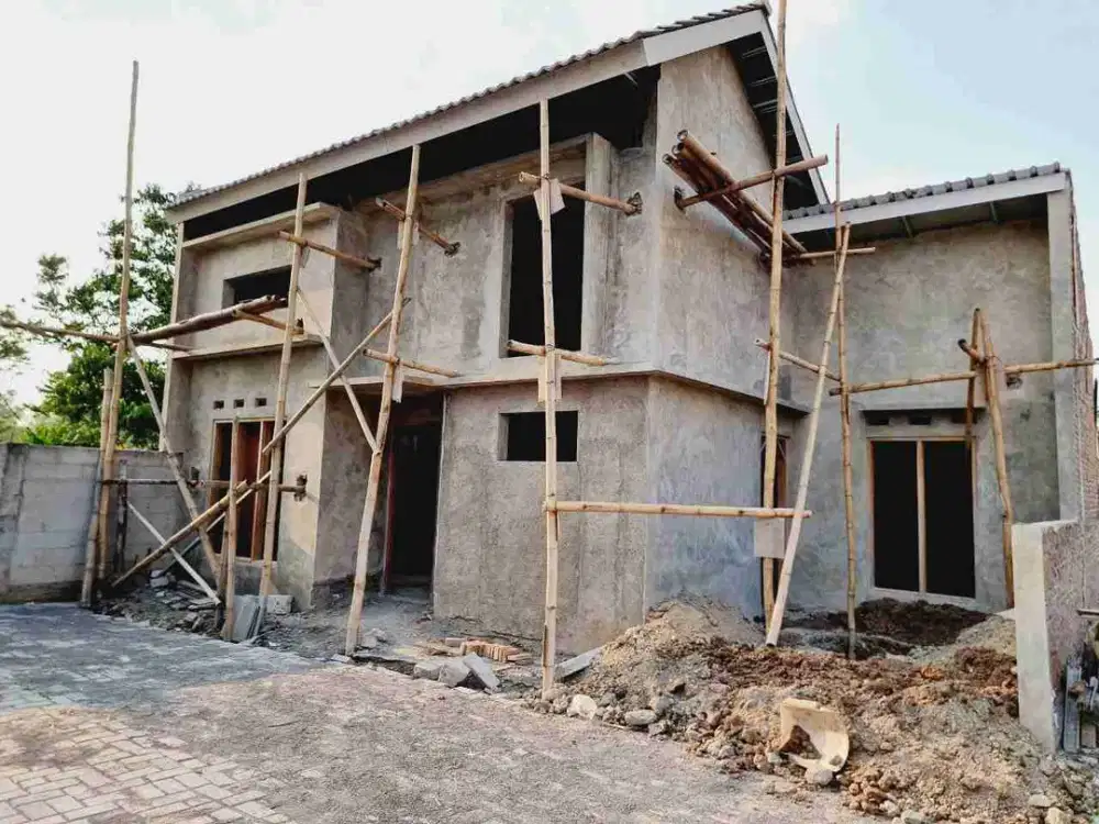 Rumah Cantik 1Lt Mezanin Finishing di Perumahan Cluster