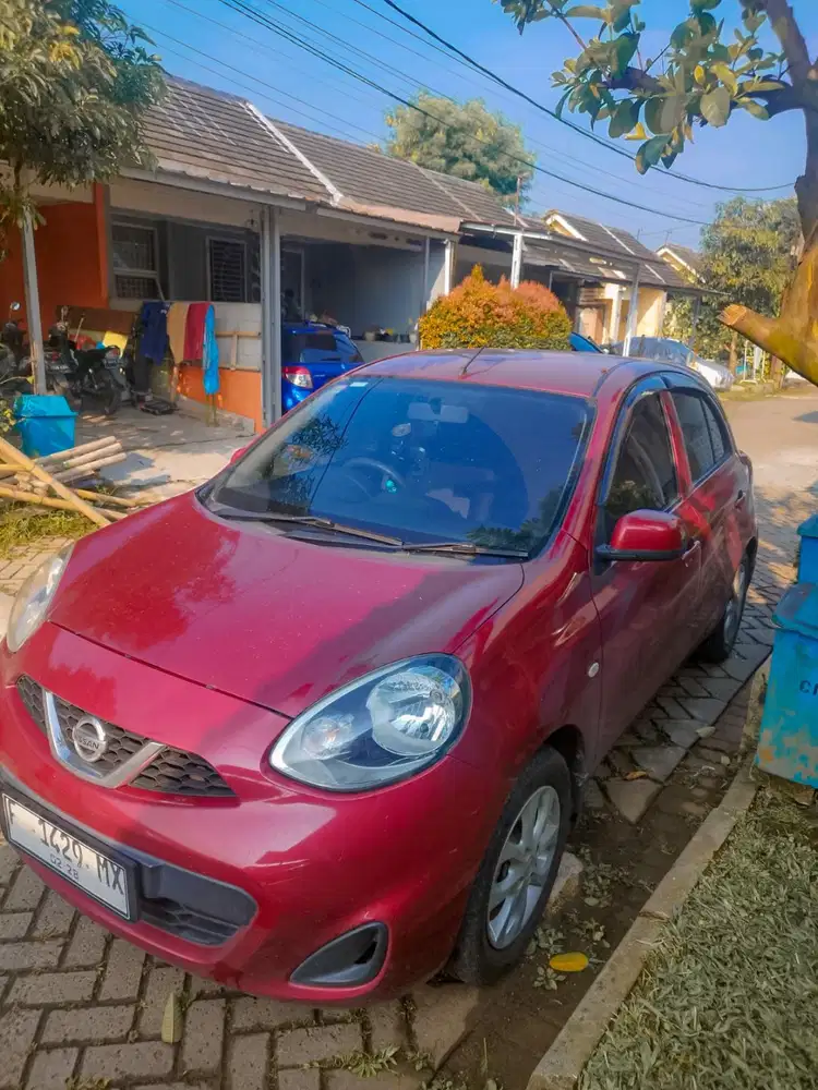 FORSALE NISSAN MARCH 2015 90jt Ciomas Bogor
