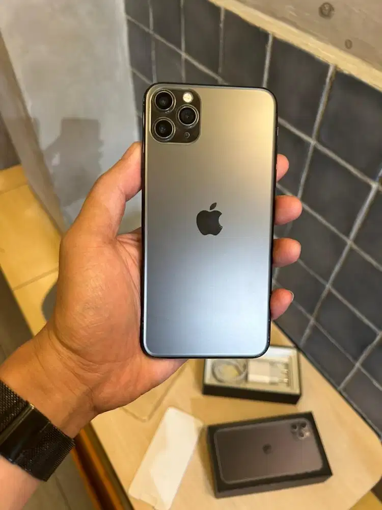 Dijual iPhone 11 Promax 256gb ex inter