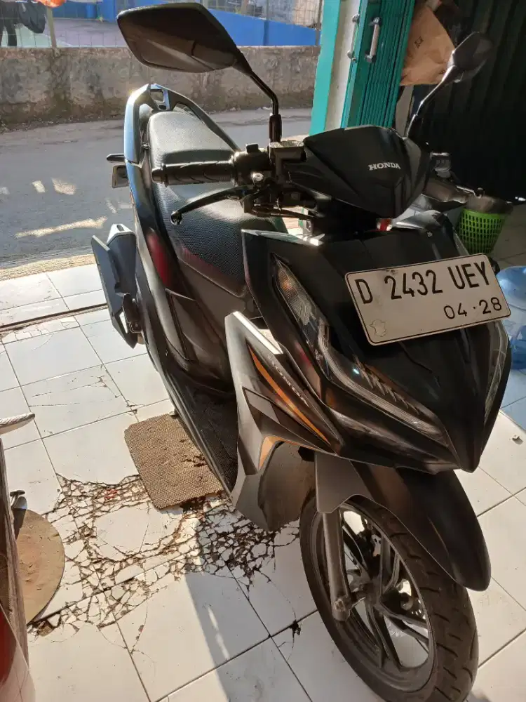 HONDA VARIO 125 CBS ISS SP KEYLES
