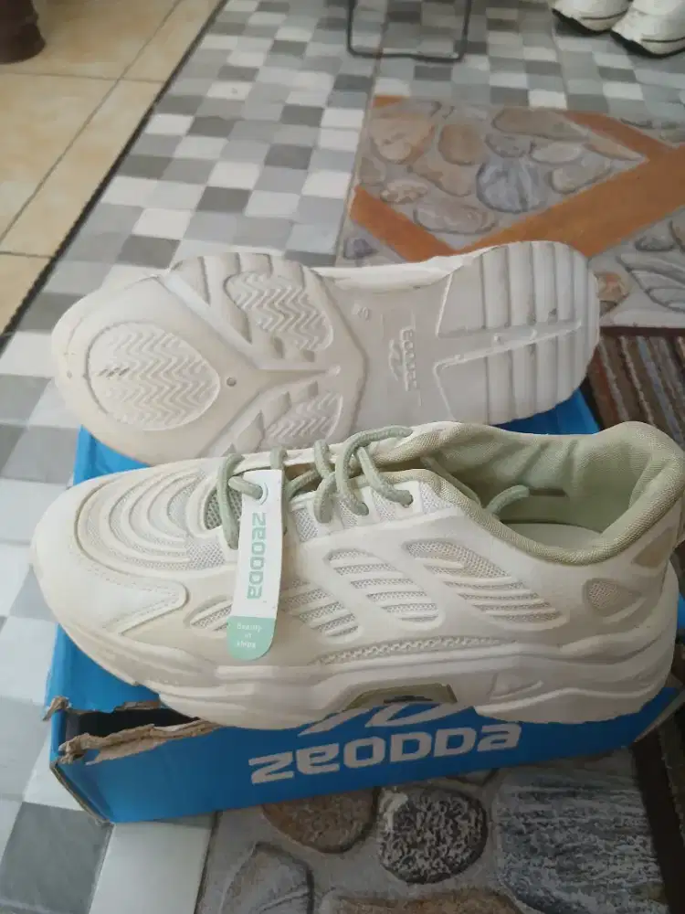 Sepatu Wanita Zeodda Yoona Putih Hijau