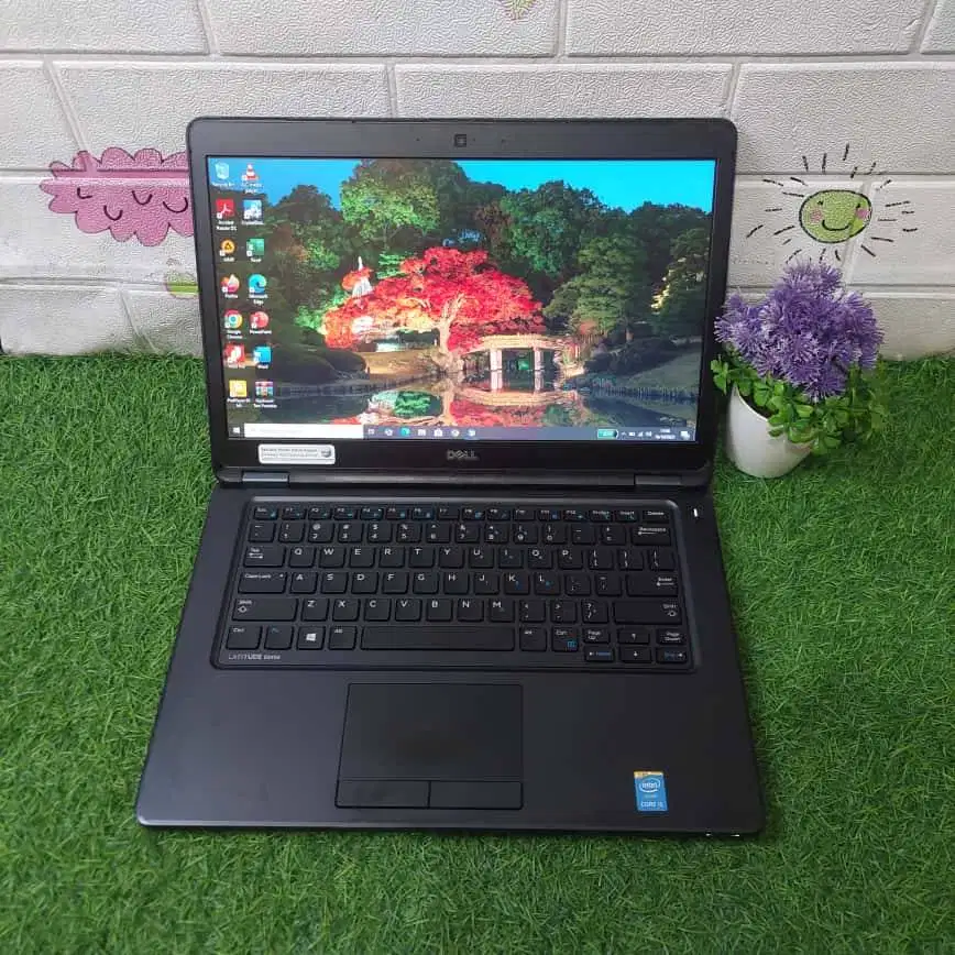 LAPTOP DELL LATITUDE 5450 INTEL CORE i5-5300U RAME 8GB SSD 256GB