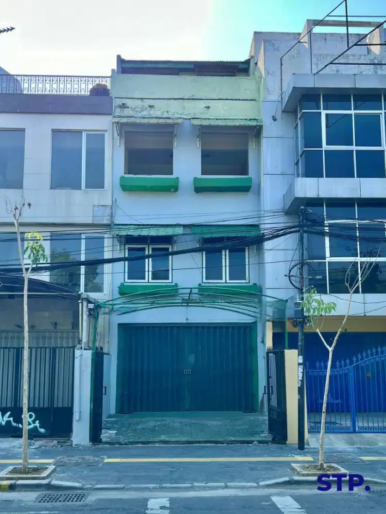 LANGKA RUKO SERTIFIKAT SHM 4 LANTAI DI JALAN RAYA PUCANG