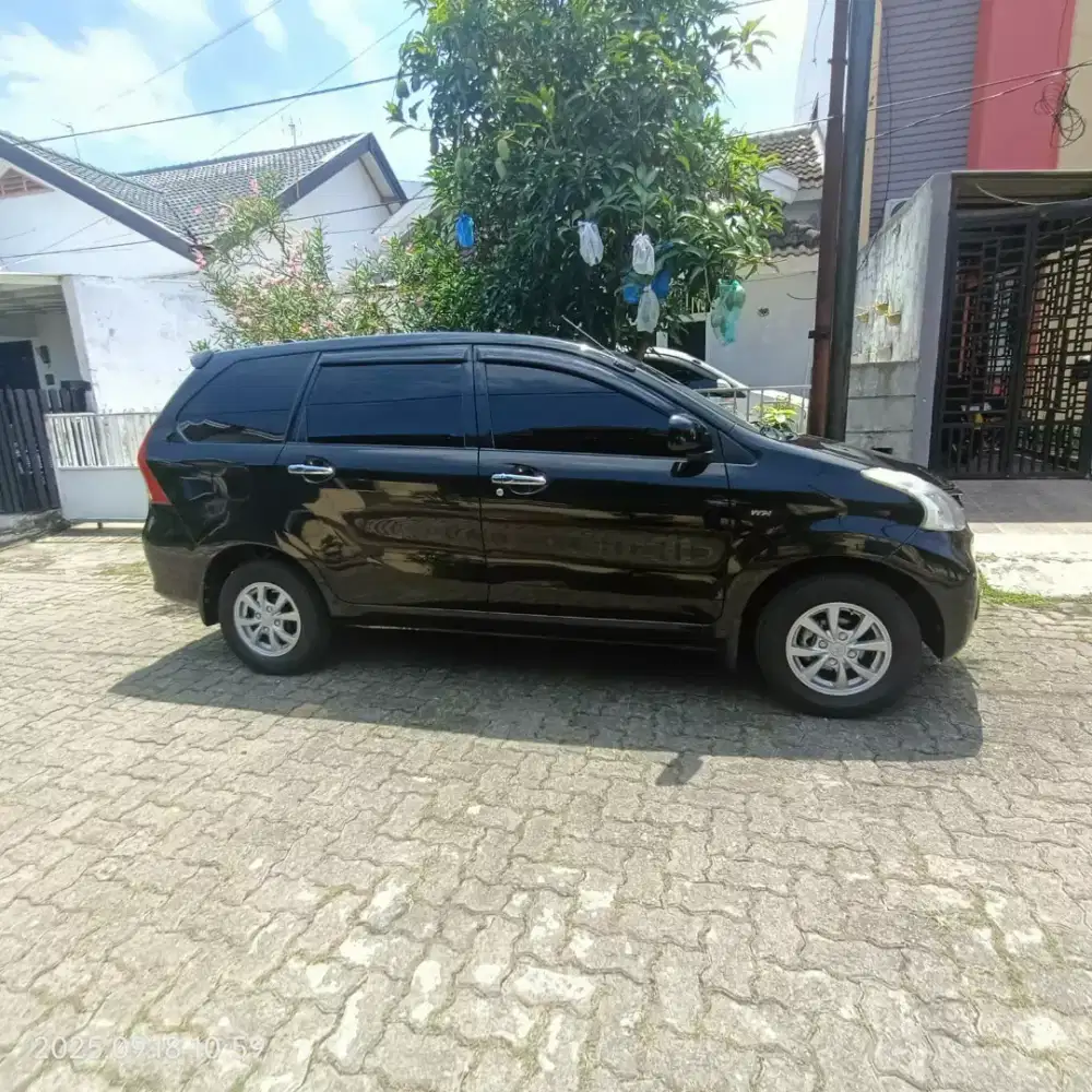 Toyota Avanza 2014