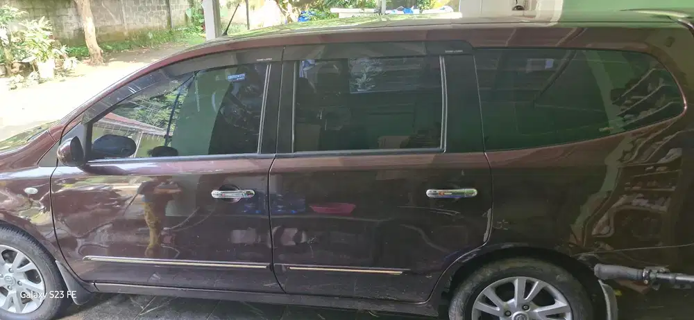 Nissan Grand livina 2013 Bensin