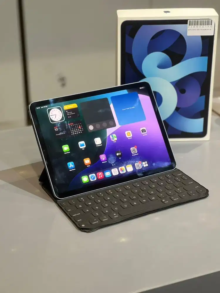 Second Ipad Air 4 wifi 64gb + smart keyboard