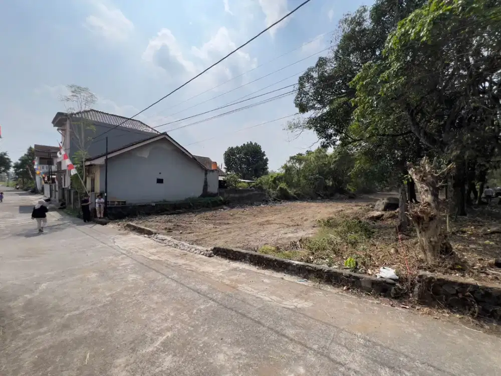 Pekarangan Selangkah Pasar Rejodani