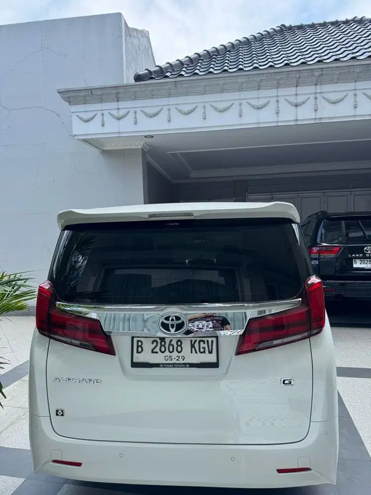 Toyota Alphard 2021 Bensin