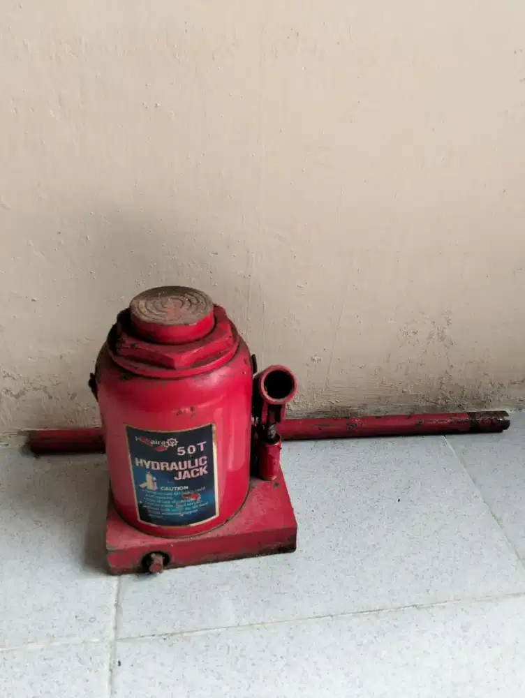 Dongkrak 50 ton ready bagus