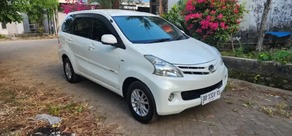 Xenia R deluxe 1300cc tahun 2015