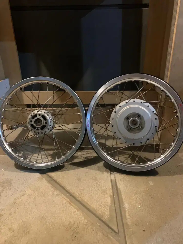 Velg jari jari TK Racing R16
