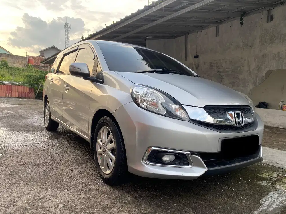 Mobilio E 1.5 manual 2014 Silver || 2015