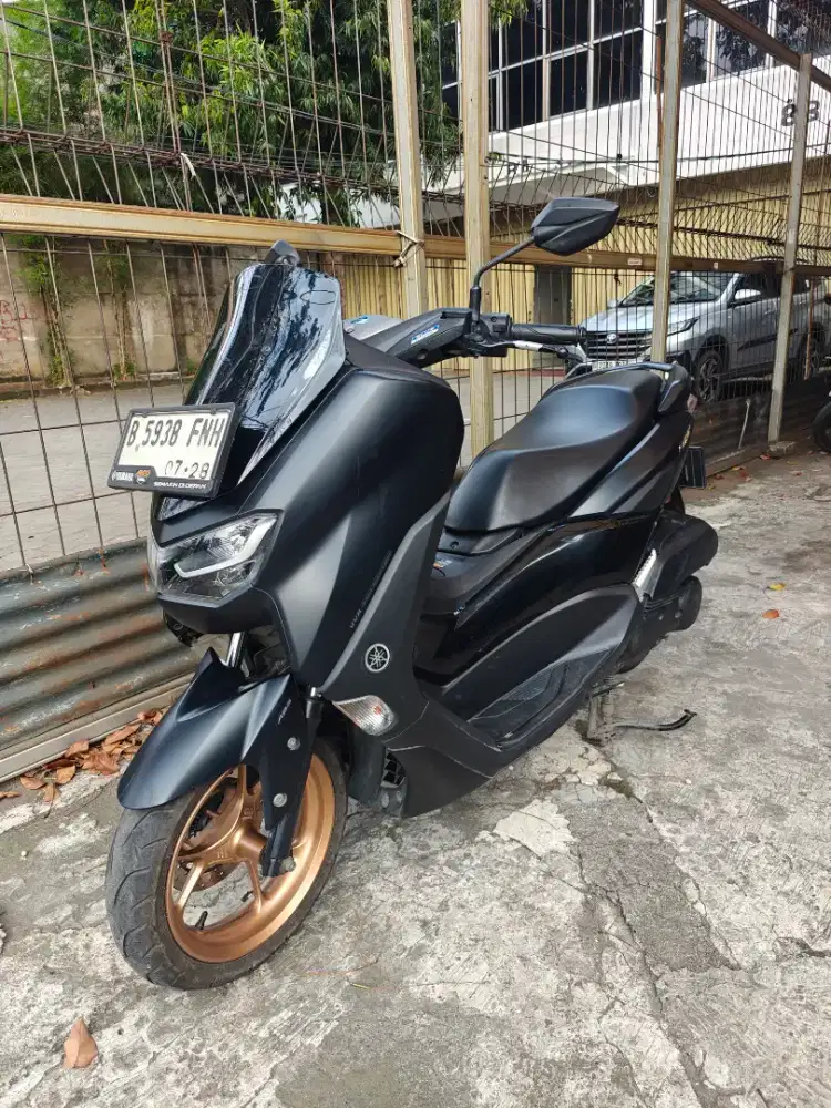 Nmax keyless abs 2023 km 15 rb dp 1jt fnh