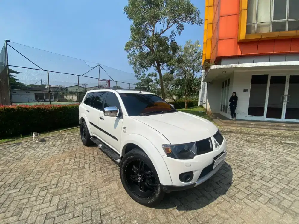 Pajero Sport Dakar GOOD condition MURAH