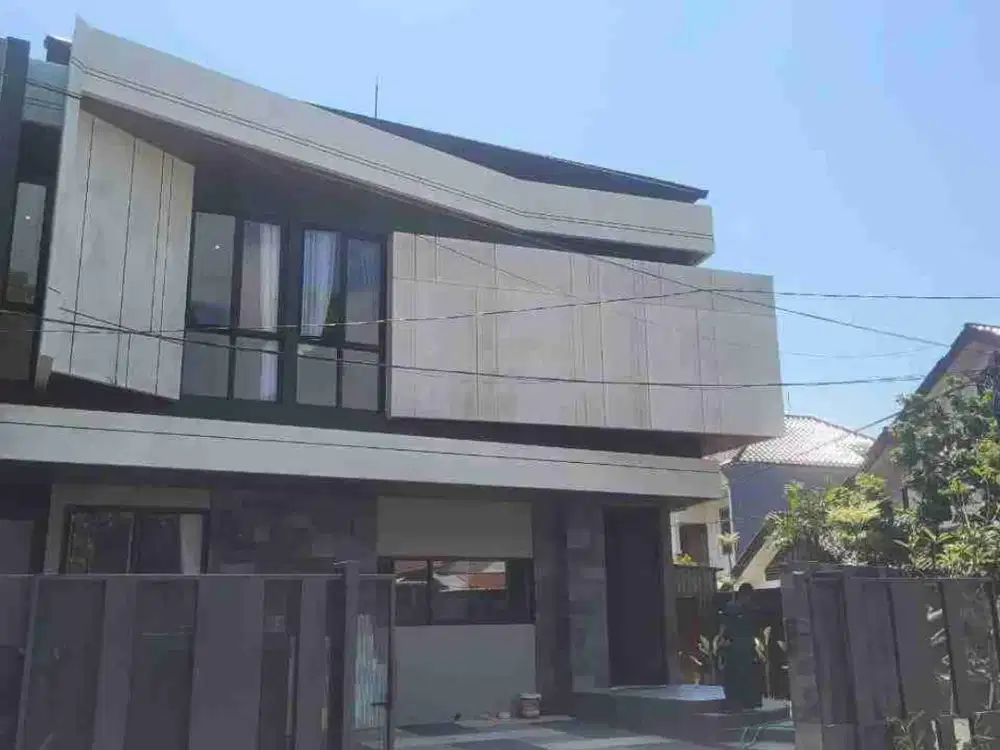 Baru Gress‼️Rumah Hook Manyar Indah