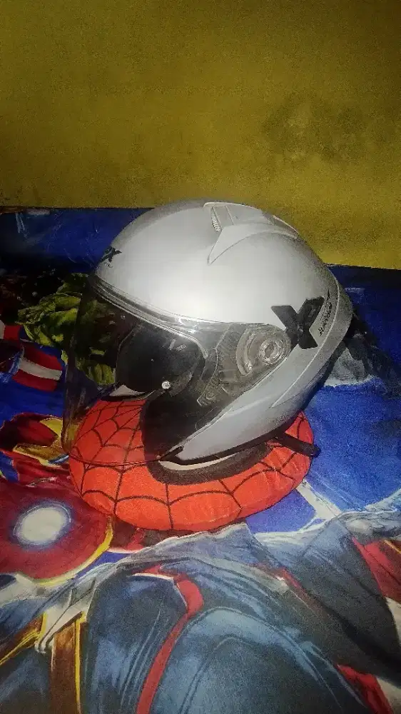 Helm keren banget