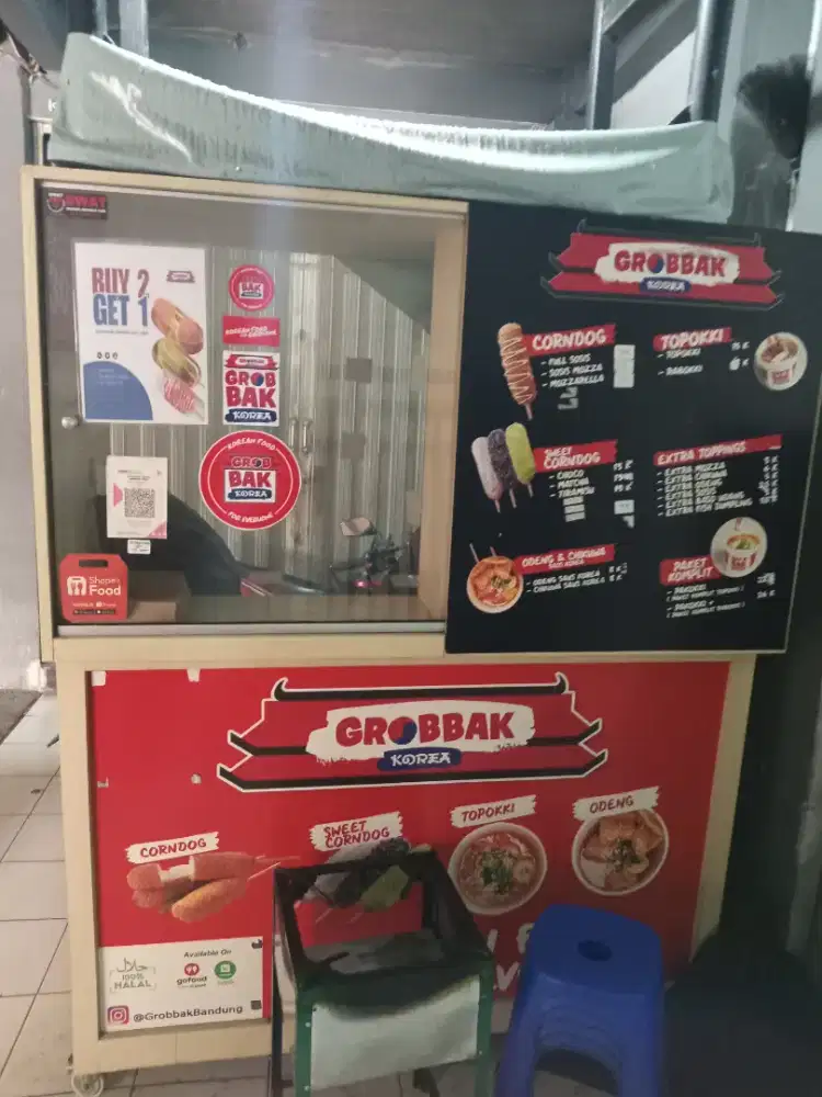 Etalase gerobak