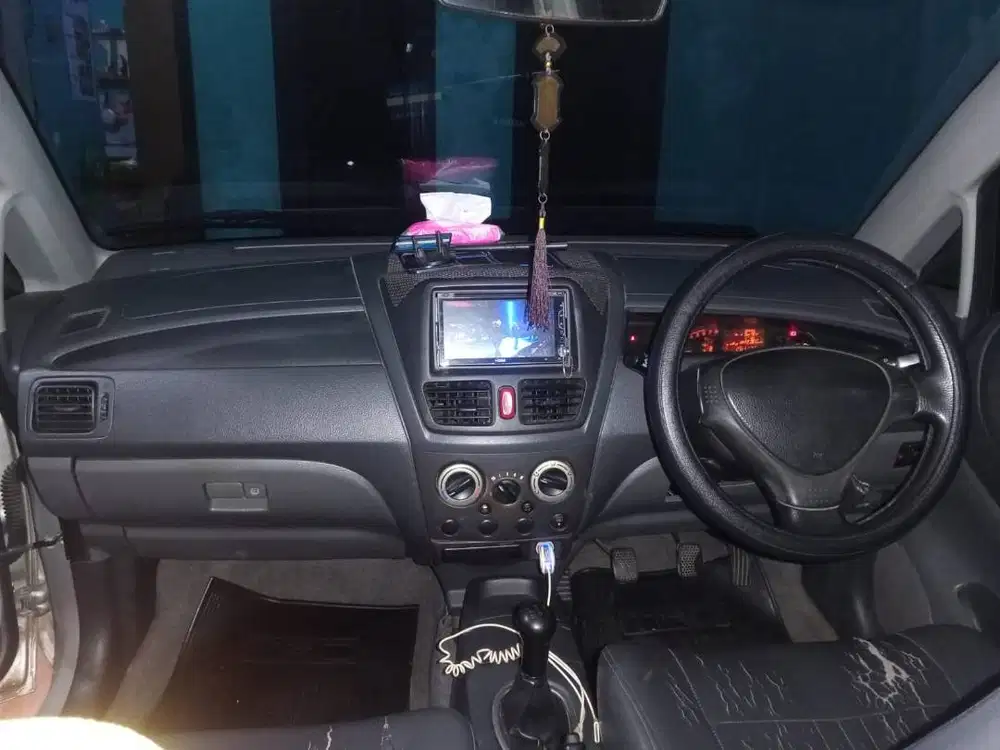 Sedan Baleno 2003